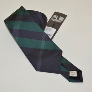 BURBERRY ROHAN SKINNY SILK NECKTIE